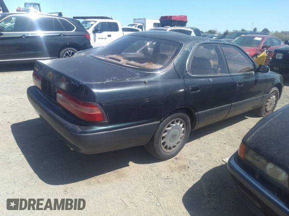 1995 Lexus ES 300 with VIN JT8GK13T2S0115625, listed as a IAAI auction lot 38286680 with 194,450 mi miles and . Bid and sale history available at DreamBid. Image 4.