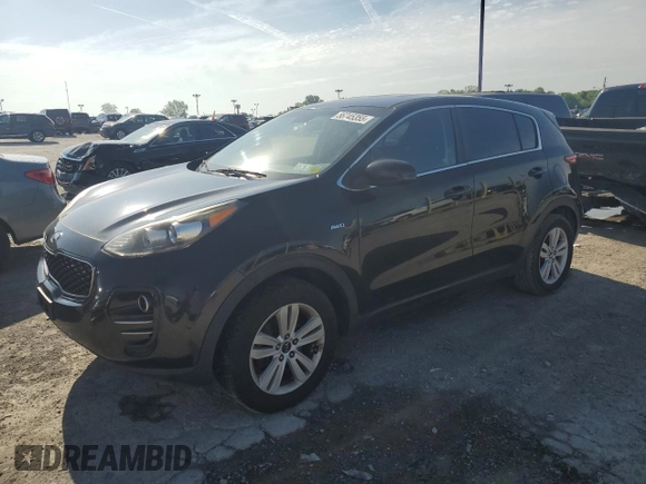 2017 Kia Sportage LX z VIN KNDPMCAC4H7103647, wystawiony jako Copart lot #56745355 z przebiegiem 105 461 mil mil oraz Szkoda całkowita • Salvage title. Historia ofert i sprzedaży dostępna na DreamBid. Obrazek 1.