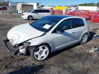 2015 Volkswagen GTI S z VIN 3VW4T7AU4FM056187, wystawiony jako IAAI lot #41273757 z przebiegiem 108 096 mil mil oraz . Historia ofert i sprzedaży dostępna na DreamBid. Obrazek 2.