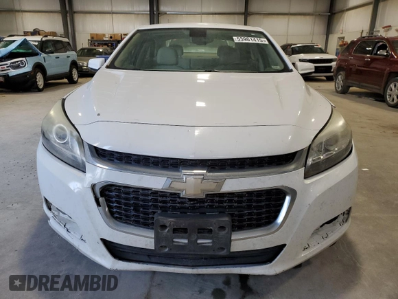 2015 Chevrolet Malibu LT with VIN 1G11C5SL2FF135592, listed as a Copart auction lot 53901415 with 231,300 mi miles and Clean Title. Bid and sale history available at DreamBid. Image 5.