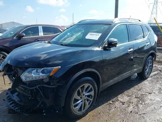 2015 Nissan Rogue SL with VIN 5N1AT2MV8FC899383, listed as a IAAI auction lot 38805565 with 95,236 mi miles and . Bid and sale history available at carsss.com. Image 18.