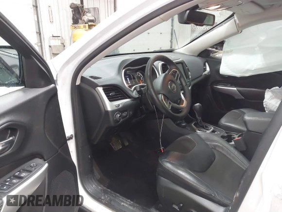 2018 Jeep Cherokee Latitude Plus with VIN 1C4PJMLX0JD546013, listed as a IAAI auction lot 41350102 with 40,017 mi miles and . Bid and sale history available at DreamBid. Image 5.