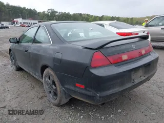 2000 Honda Accord EX with VIN 1HGCG2258YA015950, listed as a IAAI auction lot 41925715 with 366,108 mi miles and . Bid and sale history available at DreamBid. Image 3.