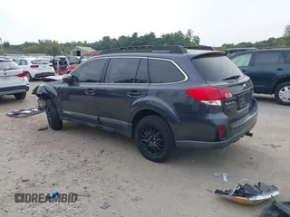 2011 Subaru Outback 2.5i z VIN 4S4BRBAC3B3330795, wystawiony jako IAAI lot #40376264 z przebiegiem 211 177 mil mil oraz . Historia ofert i sprzedaży dostępna na DreamBid. Obrazek 3.