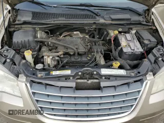 2009 Chrysler Town & Country Touring with VIN 2A8HR541X9R640222, listed as a Copart auction lot 72624974 with 140,591 mi miles and Salvage Title. Bid and sale history available at DreamBid. Image 12.