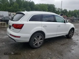 2012 Audi Q7 Prestige with VIN WA1VMAFE7CD003360, listed as a Copart auction lot 61462085 with 151,523 mi miles and Salvage title. Bid and sale history available at DreamBid. Image 3.