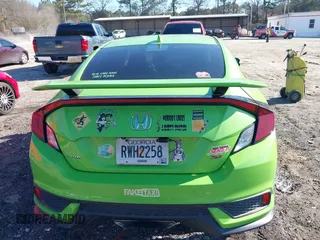 2018 Honda Civic Si Coupe with VIN 2HGFC3A59JH757829, listed as a IAAI auction lot 41509057 with 107,741 mi miles. Bid and sale history available at carsss.com. Image 17.