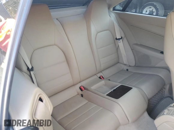 2013 Mercedes-Benz E-Class E 350 with VIN WDDKJ8JB7DF221348, listed as a Copart auction lot 43714395 with 118,564 mi miles and Salvage Title. Bid and sale history available at carsss.com. Image 10.