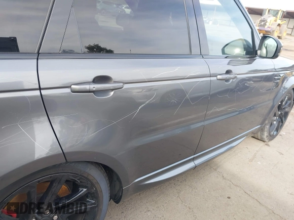 2019 Land Rover Range Rover Sport Dynamic with VIN SALWR2RE0KA825052, listed as a IAAI auction lot 41678014 with 56,814 mi miles. Bid and sale history available at carsss.com. Image 6.