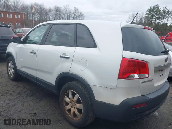 2012 Kia Sorento LX with VIN 5XYKT3A17CG215317, listed as a IAAI auction lot 42024912 with 221,149 mi miles. Bid and sale history available at carsss.com. Image 3.