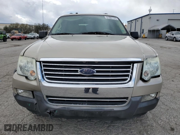 2006 Ford Explorer XLT with VIN 1FMEU73836UB23499, listed as a Copart auction lot 51801175 with 132,907 mi miles and Salvage Title. Bid and sale history available at carsss.com. Image 5.