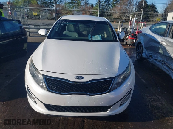 2015 Kia Optima LX with VIN 5XXGM4A72FG376907, listed as a IAAI auction lot 41823625 with 156,281 mi miles. Bid and sale history available at carsss.com. Image 12.