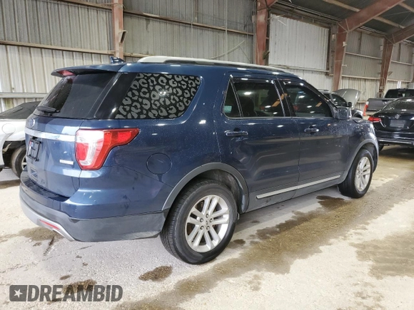 2017 Ford Explorer XLT with VIN 1FM5K7DH4HGD78362, listed as a Copart auction lot 51101545 with 127,091 mi miles and Salvage Title. Bid and sale history available at DreamBid. Image 3.