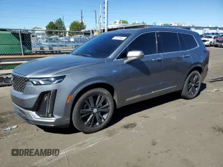 2021 Cadillac XT6 Premium Luxury z VIN 1GYKPCRS8MZ151853, wystawiony jako Copart lot #71057684 z przebiegiem 53 727 mil mil oraz Czysty tytuł • Clean title. Historia ofert i sprzedaży dostępna na DreamBid. Obrazek 1.