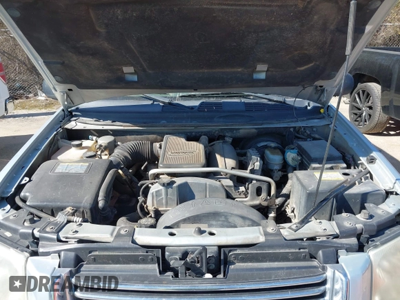 2008 GMC Envoy SLE2 with VIN 1GKDS13S882125749, listed as a IAAI auction lot 41657625 with 249,290 mi miles. Bid and sale history available at carsss.com. Image 10.
