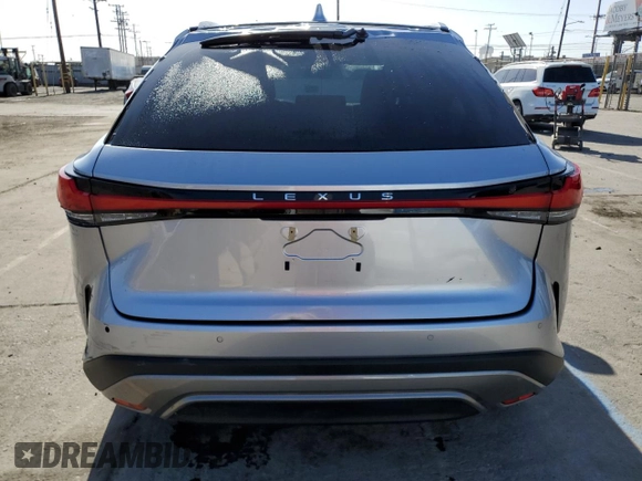 2024 Lexus RX 350 with VIN JTJCHMAA4R2017497, listed as a Copart auction lot 61495545 with 17,711 mi miles and Salvage title. Bid and sale history available at DreamBid. Image 6.