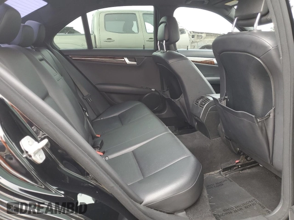 2013 Mercedes-Benz C 250 Sport с VIN WDDGF4HB1DA859663, выставлен на аукционе Copart как лот 60517295 с пробегом 80 699 миль миль и Списание • Salvage title. История ставок и продаж доступна на DreamBid. Изображение 10.