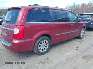 2014 Chrysler Town & Country Touring with VIN 2C4RC1BG4ER363638, listed as a IAAI auction lot 42080155 with 247,178 mi miles. Bid and sale history available at carsss.com. Image 4.
