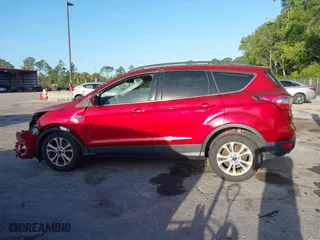 2018 Ford Escape SE with VIN 1FMCU0GD2JUA02221, listed as a IAAI auction lot 41702046 with 92,086 mi miles. Bid and sale history available at carsss.com. Image 14.