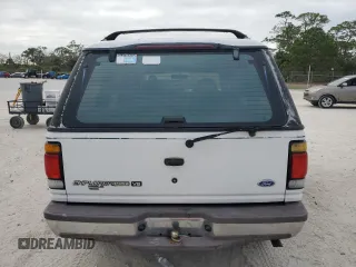 1996 Ford Explorer XLT z VIN 1FMDU32P7TZA15088, wystawiony jako Copart lot #88588765 z przebiegiem 79 106 mil mil oraz Szkoda całkowita • Salvage title. Historia ofert i sprzedaży dostępna na DreamBid. Obrazek 6.