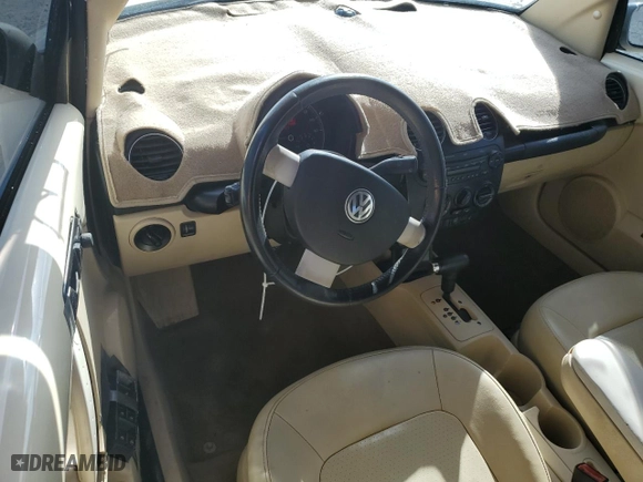 2008 Volkswagen New Beetle Convertible SE with VIN 3VWRG31Y88M403416, listed as a Copart auction lot 80187384 with 45,886 mi miles and Non Repairable. Bid and sale history available at carsss.com. Image 8.