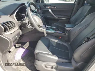 2022 Mitsubishi Eclipse Cross SE z VIN JA4ASWAA4NZ004400, wystawiony jako Copart lot #45165595 z przebiegiem 72 827 mil mil oraz Nie do naprawy • Non repairable. Historia ofert i sprzedaży dostępna na DreamBid. Obrazek 7.