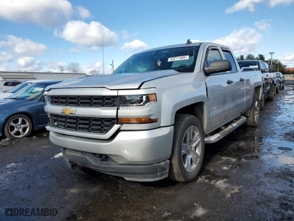 2019 Chevrolet Silverado 1500 LD Custom with VIN 2GCVKMEC5K1193151, listed as a Copart auction lot 43211485 with 69,761 mi miles and Salvage Title. Bid and sale history available at carsss.com. Image 1.