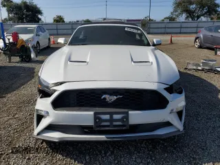 2018 Ford Mustang EcoBoost Premium with VIN 1FATP8UH8J5166333, listed as a Copart auction lot 61604405 with 91,338 mi miles and Salvage title. Bid and sale history available at DreamBid. Image 5.