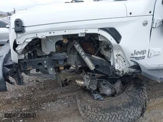 2019 Jeep Wrangler Unlimited Sport with VIN 1C4HJXDG0KW505973, listed as a IAAI auction lot 41736235 with 118,867 mi miles. Bid and sale history available at carsss.com. Image 6.