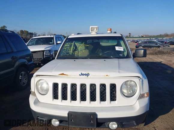 2014 Jeep Patriot Sport with VIN 1C4NJRBB8ED689405, listed as a IAAI auction lot 41679626 with Not Provided miles. Bid and sale history available at carsss.com. Image 6.