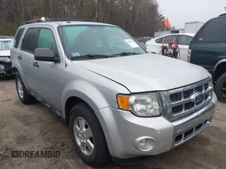 2011 Ford Escape XLT с VIN 1FMCU9DG1BKB17330, выставлен на аукционе IAAI как лот 41822516 с пробегом 154 243 миль миль и . История ставок и продаж доступна на DreamBid. Изображение 1.
