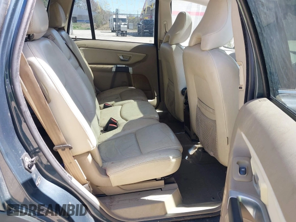 2008 Volvo XC90 I6 with VIN YV4CZ982881472821, listed as a IAAI auction lot 42143437 with 151,748 mi miles. Bid and sale history available at carsss.com. Image 8.