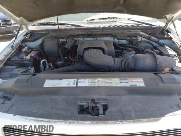 1999 Ford Expedition XLT с VIN 1FMPU18L0XLA28974, выставлен на аукционе IAAI как лот 42633196 с пробегом Не указан миль и . История ставок и продаж доступна на DreamBid. Изображение 10.