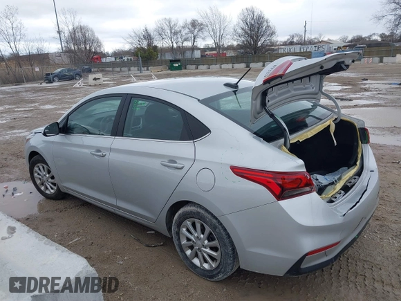 2022 Hyundai Accent SE with VIN 3KPC24A62NE173633, listed as a IAAI auction lot 39031071 with 49,089 mi miles and . Bid and sale history available at carsss.com. Image 3.