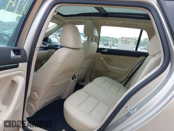 2013 Volkswagen Jetta TDI w/Sunroof & Nav with VIN 3VWPL7AJ1DM666998, listed as a IAAI auction lot 42483201 with 137,861 mi miles and . Bid and sale history available at DreamBid. Image 8.