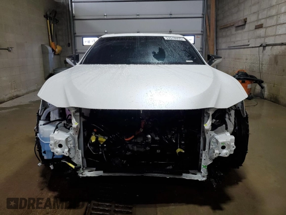 2024 Lexus ES with VIN 58ADA1C16RU042191, listed as a Copart auction lot 53578055 with 36,586 mi miles and Salvage Title. Bid and sale history available at carsss.com. Image 5.