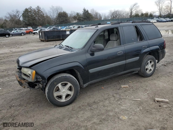 2005 Chevrolet TrailBlazer LS with VIN 1GNDS13S552389882, listed as a Copart auction lot 43266475 with NaN miles and Clean Title. Bid and sale history available at carsss.com. Image 1.