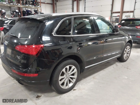 2013 Audi Q5 Premium with VIN WA1CFAFP1DA008107, listed as a IAAI auction lot 40847282 with 168,183 mi miles. Bid and sale history available at carsss.com. Image 4.