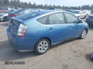 2009 Toyota Prius with VIN JTDKB20U597838126, listed as a IAAI auction lot 41848018 with 189,581 mi miles. Bid and sale history available at carsss.com. Image 4.