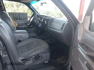 2001 Ford Explorer Sport Trac с VIN 1FMZU67E01UC43152, выставлен на аукционе IAAI как лот 42605079 с пробегом 212 059 миль миль и . История ставок и продаж доступна на DreamBid. Изображение 5.