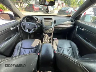 2014 Kia Sorento SX with VIN 5XYKWDA78EG445095, listed as a Copart auction lot 88579225 with 160,248 mi miles and Clean Title. Bid and sale history available at DreamBid. Image 9.