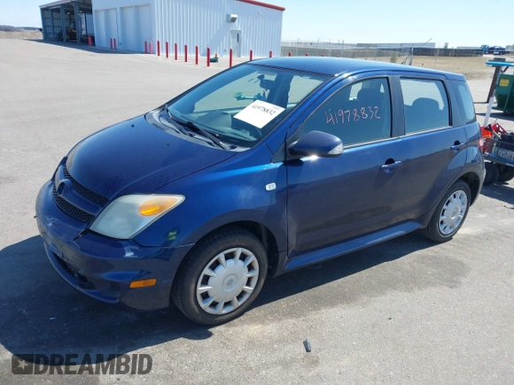 2006 Scion xA with VIN JTKKT624365005507, listed as a IAAI auction lot 41978832 with 181,379 mi miles. Bid and sale history available at carsss.com. Image 2.