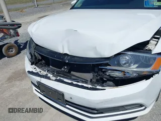 2015 Volkswagen Jetta SE with VIN 3VWD07AJ8FM284756, listed as a IAAI auction lot 42038453 with 127,112 mi miles and . Bid and sale history available at DreamBid. Image 6.