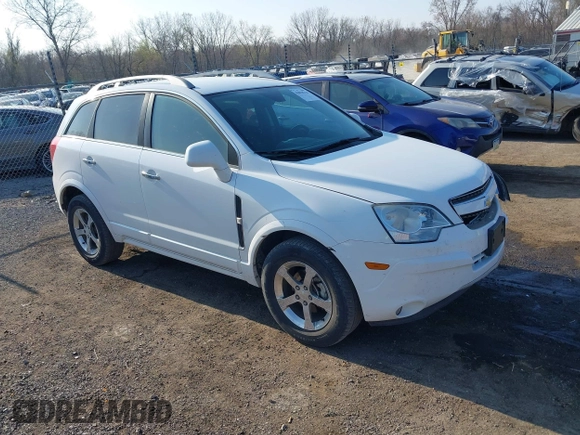 2014 Chevrolet Captiva Sport LT z VIN 3GNAL3EK8ES557432, wystawiony jako IAAI lot #42018256 z przebiegiem 92 569 mil mil oraz . Historia ofert i sprzedaży dostępna na DreamBid. Obrazek 1.