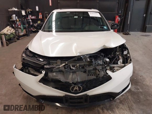 2024 Acura Integra w/A-Spec Package z VIN 19UDE4H32RA021255, wystawiony jako IAAI lot #42414165 z przebiegiem 11 120 mil mil oraz . Historia ofert i sprzedaży dostępna na DreamBid. Obrazek 12.