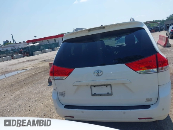 2014 Toyota Sienna Limited with VIN 5TDDK3DC3ES079590, listed as a IAAI auction lot 42694690 with 189,456 mi miles and . Bid and sale history available at DreamBid. Image 16.