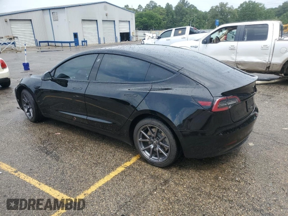 2019 Tesla Model 3 Mid Range z VIN 5YJ3E1EA5KF301714, wystawiony jako Copart lot #55273595 z przebiegiem Nie podano mil oraz Szkoda całkowita • Salvage title. Historia ofert i sprzedaży dostępna na DreamBid. Obrazek 2.