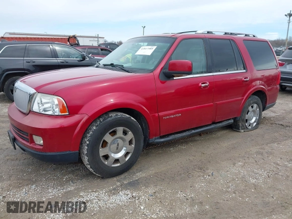 2006 Lincoln Navigator Luxury with VIN 5LMFU28596LJ09096, listed as a IAAI auction lot 41817585 with 179,399 mi miles. Bid and sale history available at carsss.com. Image 2.