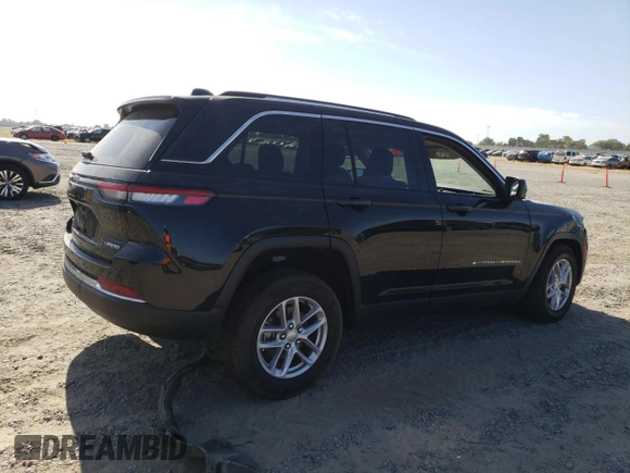 2023 Jeep Grand Cherokee Altitude with VIN 1C4RJHAG3PC532883, listed as a Copart auction lot 56899945 with 10,810 mi miles and Salvage title. Bid and sale history available at DreamBid. Image 3.