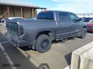 2019 Toyota Tundra 4WD SR5 with VIN 5TFHY5F1XKX800565, listed as a IAAI auction lot 41885751 with 39,370 mi miles. Bid and sale history available at carsss.com. Image 4.